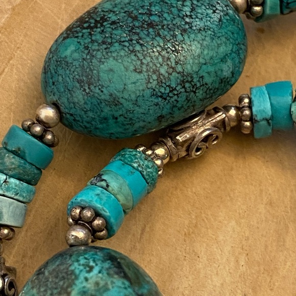 Stunning Vintage Turquoise and 925 silver statement Necklace - Picture 3 of 13